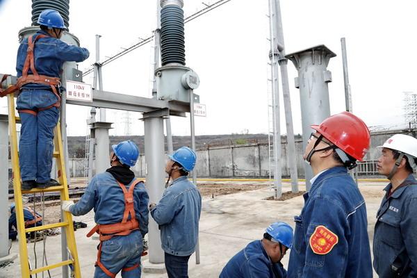 国网宝鸡供电公司:紧抓现场管控 工程推进紧张有序